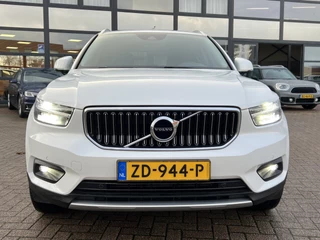 Volvo XC40 Trekhaak Panoramadak Vol Leder DAB Stoelverwarming Camera elek. Stoelen Led Koplampen Getint Glas NL Auto - afbeelding nr 8