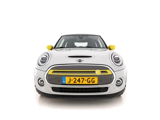 MINI Electric (INCL-BTW) *HEAD-UP | HARMAN/KARDON-AUDIO | LEATHER-ALCANTARA | MATRIX-LED | CAMERA | KEYLESS | NAVI-FULLMAP | DAB+ | ECC | HEATED-SPORT-SEATS | DIGI-COCKPIT | PDC | CRUISE | 17