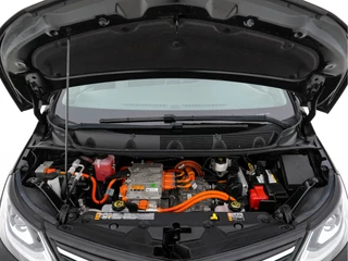 Opel Ampera-e (INCL-BTW) *XENON | ADAPTIVE-CRUISE | MICROFIBRE | KEYLESS | DIGI-COCKPIT | LANE-ASSIST | DAB+ | ECC | PDC | APP-CONNECT | CCS-FASTLOADER | AMBIENT-LIGHT | COMFORT-SEATS | 17