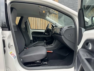 Volkswagen up! Volkswagen Up! 1.0 BMT move up! Airco | Elektrische ramen | DAB radio | LED dagrijverlichting | 15 inch lichtmetalen velgen | NAP - afbeelding nr 23