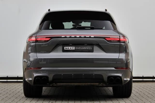 Porsche Cayenne Porsche Cayenne 3.0 BTW | Pano | 22 inch | Bose | Camera | Softclose - afbeelding nr 8