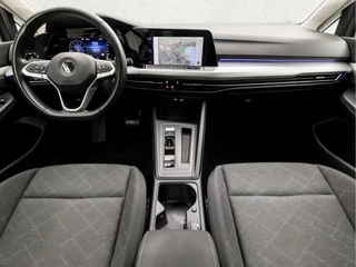 Volkswagen Golf Volkswagen Golf 1.0 eTSI Sport Automaat (APPLE CARPLAY, GROOT NAVI, KEYLESS, SFEERVERLICHTING, SPORTSTOELEN, LM VELGEN, PARKEERSENSOREN, ADAPTIVE CRUISE, NIEUWSTAAT) - afbeelding nr 6