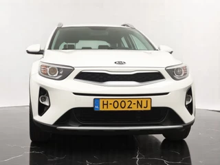 Kia Stonic - Navigatie - Camera - Airco - Cruise control - 17 inch LM velgen - Fabrieksgarantie tot 03-2027 - afbeelding nr 13