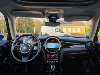 MINI Cooper / Panoramadak / Automaat  / Harman Kardon - afbeelding nr 5