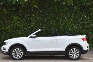 Volkswagen T-Roc Volkswagen T-Roc Cabrio 1.5 TSI 150PK | Camera | Navigatie | DAB | Stoelverwarming | PDC rondom | LM-Velgen - afbeelding nr 3