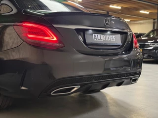 Mercedes-Benz C-Klasse Mercedes-Benz C-klasse 300 de Premium Plus Pack AMG Night | Pano | Keyless | Multibeam | Stoelverwarming - afbeelding nr 14