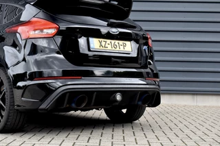 Ford Focus Ford Focus 2.3 RS 350pk | Dealer onderhouden | Milltek | Recaro Schaalstoelen | Camera | Stuurverwarming | - afbeelding nr 34
