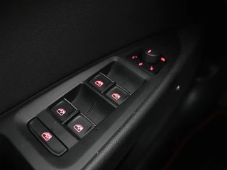 SEAT Leon SEAT Leon 2.0 TSI FR Business Intense | Panoramadak | Apple CarPlay | Leder |Navigatie | Stoelverwarming | Cruise Control | LMV 18 - afbeelding nr 16