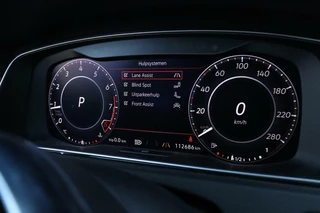 Volkswagen Golf Volkswagen Golf 7.5 GTI DSG / Vol Opties! / 230PK! / DSG / ACC / Pano / Virtual Cockpit / Camera / Navi / 19
