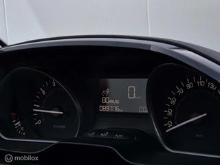 Peugeot 208 PEUGEOT 208 1.2 PURETECH ACTIVE/AIRCO/TREKHAAK/NAVI/PDC/LED/BLUETOOTH - afbeelding nr 40