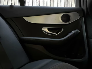 Mercedes-Benz C-Klasse Mercedes C-klasse Estate 180 Business Automaat Navigatiesysteem | Trekhaak | LED verlichting | Climate control | Cruise control | Getint glas | 17 inch lichtmetalen velgen | Achteruitrijcamera | Parkeersensoren voor achter - afbeelding nr 39