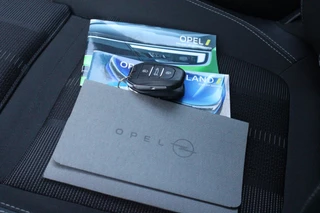 Opel Grandland Opel Grandland 1.2 Turbo 136PK AUTOMAAT Hybrid GS | BLACK PACK | STOEL/STUUR VERWARMING | NAVIGATIE | APPLE CARPLAY/ANDROID AUTO | DODEHOEK DETECTIE | 18
