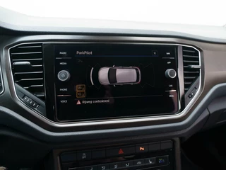 Volkswagen T-Roc Volkswagen T-Roc 1.0 TSI 116pk Style | Navigatie | Achteruitrijcamera | Winterpakket - afbeelding nr 20