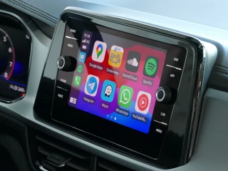 Volkswagen T-Roc Volkswagen T-Roc 1.5 TSI 150PK CARPLAY NAVI STOEL VERW. LED VIR.COCKPIT 03/2024 