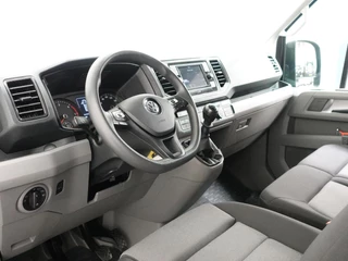 Volkswagen Crafter Volkswagen Crafter 30 2.0 TDI L3H3 Highline Trekhaak Apple Carplay Navigatie Cruise Control Camera MF Stuurwiel imperiaal + Trap - afbeelding nr 18