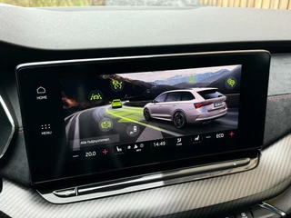 Škoda Octavia Skoda Octavia Combi 1.4 TSI RS iV PHEV Panoramadak | Head-up display | Achteruitrijcamera | Matrix LED | Stoel en stuurverwarming | Cruise control adaptief | Parkeersensoren voor en achter - afbeelding nr 25