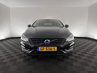 Volvo V60 Aut. *XENON | FULL-LEATHER | NAVI-FULLMAP | MEMORY-PACK | COMFORT-SEATS | ECC | PDC | CRUISE | 17''ALU | TOWBAR* - afbeelding nr 2