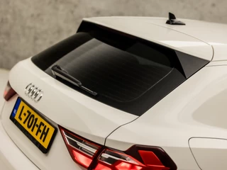 Audi A1 Sportback Audi A1 Sportback 25 TFSI Pro Line Sport Automaat (APPLE CARPLAY, GETINT GLAS, LM VELGEN, SPORTSTOELEN, LANE ASSIST, PARKEERSENSOREN, NIEUWSTAAT) - afbeelding nr 31