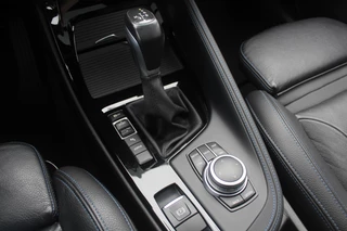 BMW X1 BMW X1 xDrive25e Executive Ed. M Sport / Trekhaak / Panoramadak / Camera / Head-up / Leder / 19'' / Navigatie / Stoelverwarming / DAB / Cruise Control - afbeelding nr 26