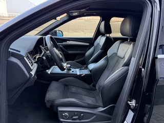 Audi Q5 Audi Q5 55 TFSI e quattro Competition 367PK S-Line PANO/LUCHTVERING/TREKHAAK/360CAMERA/MASSAGE/KEYLESS/MATRIX/VIRTUAL/CARPLAY/SFEER/19
