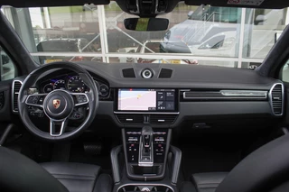Porsche Cayenne Porsche Cayenne 3.0 E-Hybrid | Sport Chrono | Pano | HUD | Origineel NL Auto! - afbeelding nr 17