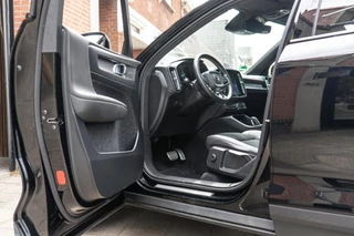 Volvo XC40 Volvo XC40 2.0 T4 R-Design Pano / Camera / ACC - afbeelding nr 31