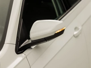 Volkswagen Polo Volkswagen Polo 1.0 Sportline (APPLE CARPLAY, GROOT NAVI, LM VELGEN, SPORTSTOELEN, CRUISE, LED ACHTERLICHTEN, NIEUWE APK, NIEUWSTAAT) - afbeelding nr 33