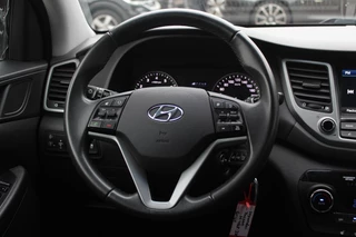 Hyundai Tucson Hyundai Tucson 1.6 GDi Comfort / Camera / Leder / Navigatie / 17'' / Stoelverwarming 4x / DAB / Cruise Control - afbeelding nr 17