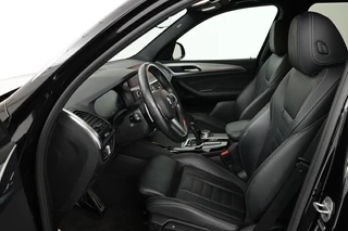 BMW X3 BMW X3 xDrive30e M Sport | Leder | Stoelverwarming |  Camera | Carplay | Sfeerverlichting | DAB | Sportstoelen | Full LED - afbeelding nr 4