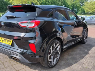 Ford Puma 1.5 EcoBoost 200pk ST-X Performance-Pack | Navi + Apple Carplay | Clima | Cruise | B&O Sound | Keyless Entry | Pdc V+A+Assist+Camera | Dodehoek+Rijstrooksensor | Privacy Glass | 19''lm - afbeelding nr 45