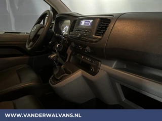 Toyota ProAce Toyota ProAce Worker 1.5 D-4D L1H1 Euro6 Airco | Cruisecontrol | Trekhaak Bijrijdersbank - afbeelding nr 14