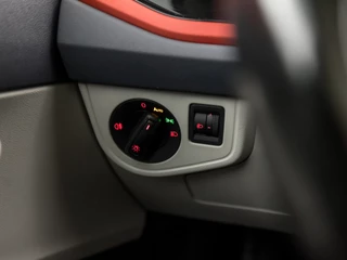 Volkswagen Polo Automaat (SCHUIFDAK, APPLE CARPLAY, GROOT NAVI, CLIMATE, BEATS AUDIO, LEDER, SPORTSTOELEN, GETINT GLAS, LM VELGEN, DAB+, ADAPTIVE CRUISE, NIEUWE APK, NIEUWSTAAT) - afbeelding nr 23