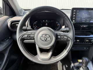 Toyota Yaris Toyota Yaris 1.5 Hyb. Executive PDC Navi 10 Jaar Garantie! - afbeelding nr 23