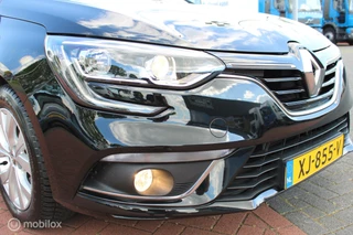 Renault Mégane Estate Renault Megane Estate 1.3 TCe Limited, Trekhaak, Pdc, Keyless, App connect, Navi, Cruise, Airco, Donkerglas, 16 inch Lmv. - afbeelding nr 18