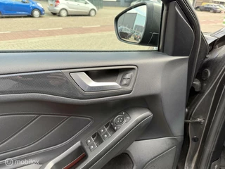 Ford Focus Ford Focus 1.5 EcoBlue ST Line AUTOMAAT - afbeelding nr 24