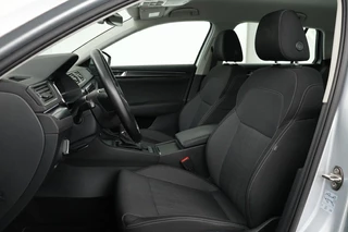 Škoda Superb Skoda Superb 1.4 TSI iV Business Edition Plus | Trekhaak | Stoelverwarming | Camera | Carplay | Virtual Cockpit | Keyless | Full LED | Memory | Navigatie - afbeelding nr 5