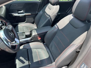 Mercedes-Benz GLA Mercedes-Benz GLA GLA 250e AMG int + ext Pano dak - afbeelding nr 4