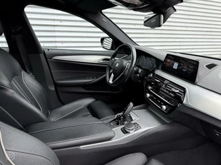 BMW 5 Serie BMW 5-serie 520d High Executive Sport Line Schuifdak HUD Rondomzicht Camera Leder Apple CarPlay LED Stoelverwarming - afbeelding nr 6
