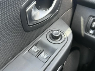 Renault Clio Renault Clio 0.9 TCe Dynamique 1e Eigenaar,Navi,Airco,Cruise,LM Velgen,Elektr Ramen,Wenig KM,APK tot 06-2026 - afbeelding nr 21