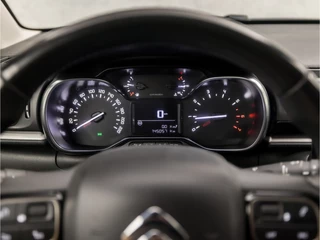 Citroën C3 Citroën C3 1.2 PureTech Sport (APPLE CARPLAY, GROOT NAVI, CAMERA, LANE ASSIST, GETINT GLAS, SPORTSTOELEN, CRUISE, PARKEERSENSOREN, NIEUWSTAAT) - afbeelding nr 22