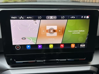 SEAT Leon Seat Leon 1.5 TSI FR Launch Edition | LED | Stoelverwarming | Navigatiesysteem | Adaptive cruise control | Apple CarPlay | 18 inch lichtmetalen velgen | Achteruitrijcamera | Trehaak uitklapbaar | Parkeersensoren voor en achter - afbeelding nr 15