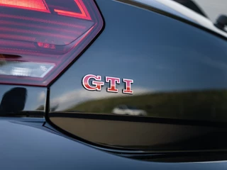 Volkswagen Polo Volkswagen Polo 2.0 TSI GTI Pano Beats Navi Alcantara VOL!! - afbeelding nr 11