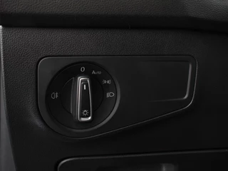 Volkswagen Tiguan Allspace Volkswagen Tiguan Allspace 1.5 TSI DSG7 MOVE DEMO 7-Persoons Trekhaak Navigatie Apple Carplay/Android Auto Camera Parkeersensoren Adaptive Cruise Control  Winterpack Full LED Climate Control - afbeelding nr 16