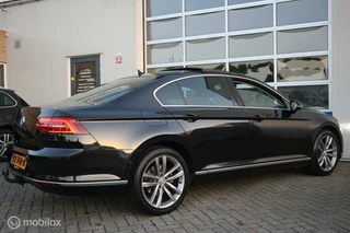 Volkswagen Passat Volkswagen Passat 1.4 TSI ACT Highline PANORAMADAK/LEDER/NAP - afbeelding nr 8
