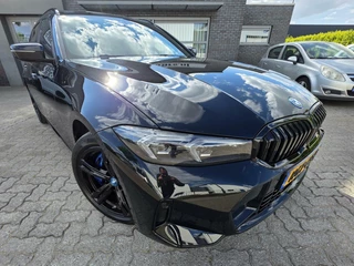 BMW 3 Serie BMW 3-serie Touring 330e LCI|Msport|HUD|H&K|Mstoelen|PANO|Curved - afbeelding nr 2