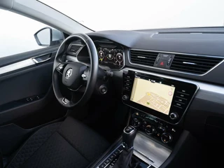 Škoda Superb Skoda Superb Combi 1.4 TSI iV 218pk Ambition | Navigatie | Privacy glass | Trekhaak - afbeelding nr 18