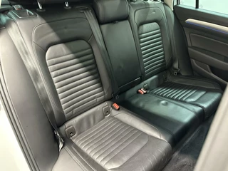 Volkswagen Passat Volkswagen Passat Variant 1.4 TSI GTE Highline|Leer|Pano| - afbeelding nr 14