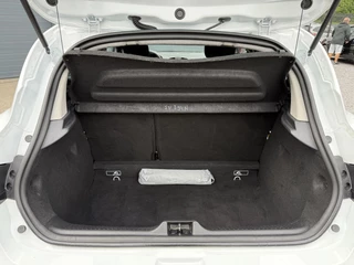 Renault Clio Renault Clio 0.9 TCe Limited Navi,Airco,Cruise,PDC,Bluetooth,Elek ramen,Lm velgen,Keyless,N.A.P,APK tot 06-2026 - afbeelding nr 17