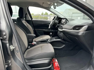 Fiat Tipo Fiat Tipo 1.4 16V 105 PK Lounge Airco/ Cruise Control/ Afneembare trekhaak! - afbeelding nr 24
