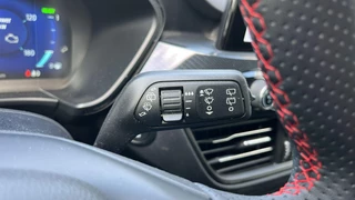 Ford Kuga Ford Kuga 2.5 PHEV ST-Line 225pk | Driver Assistance Pack | Winterpack | Privacy Glass | All Weather Banden - afbeelding nr 11